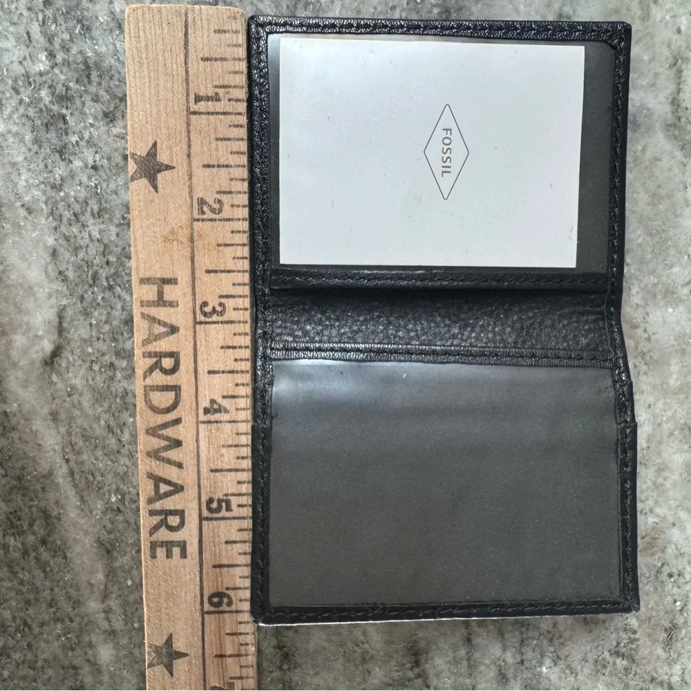 Fossil Leather Cardholder Wallet w/ ID Window- Slim Minimalist Bifold Black